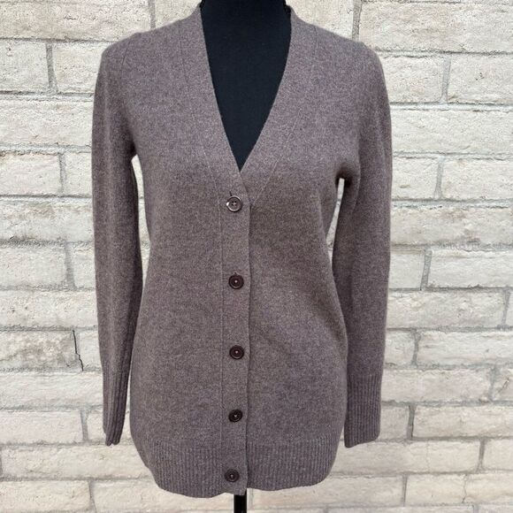 C by Bloomingdale’s Cashmere cardigan XS - Picture 2 of 5